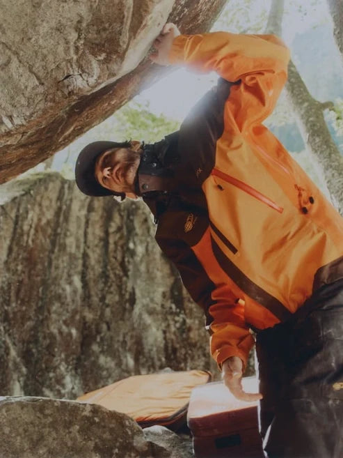 BEAMS X Arc’teryx Theta AR Jacket