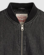 Classic men’s Levi’s blue denim jacket outfit