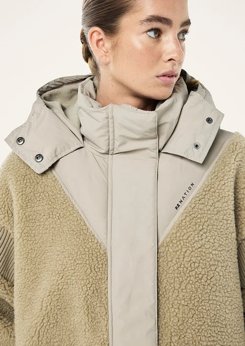 Pe Nation District Jacket