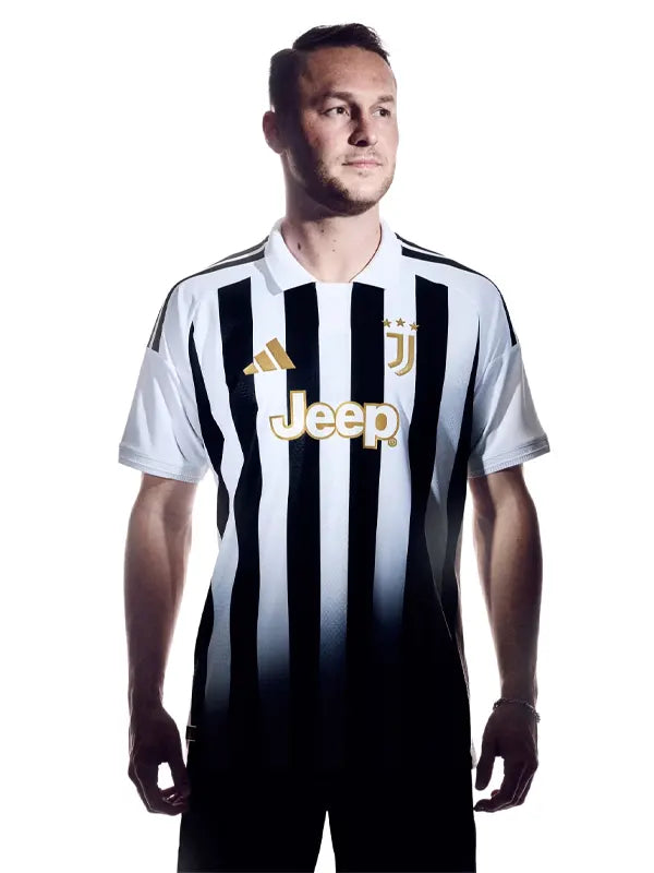 Juventus 26/27 Home Authentic Jersey