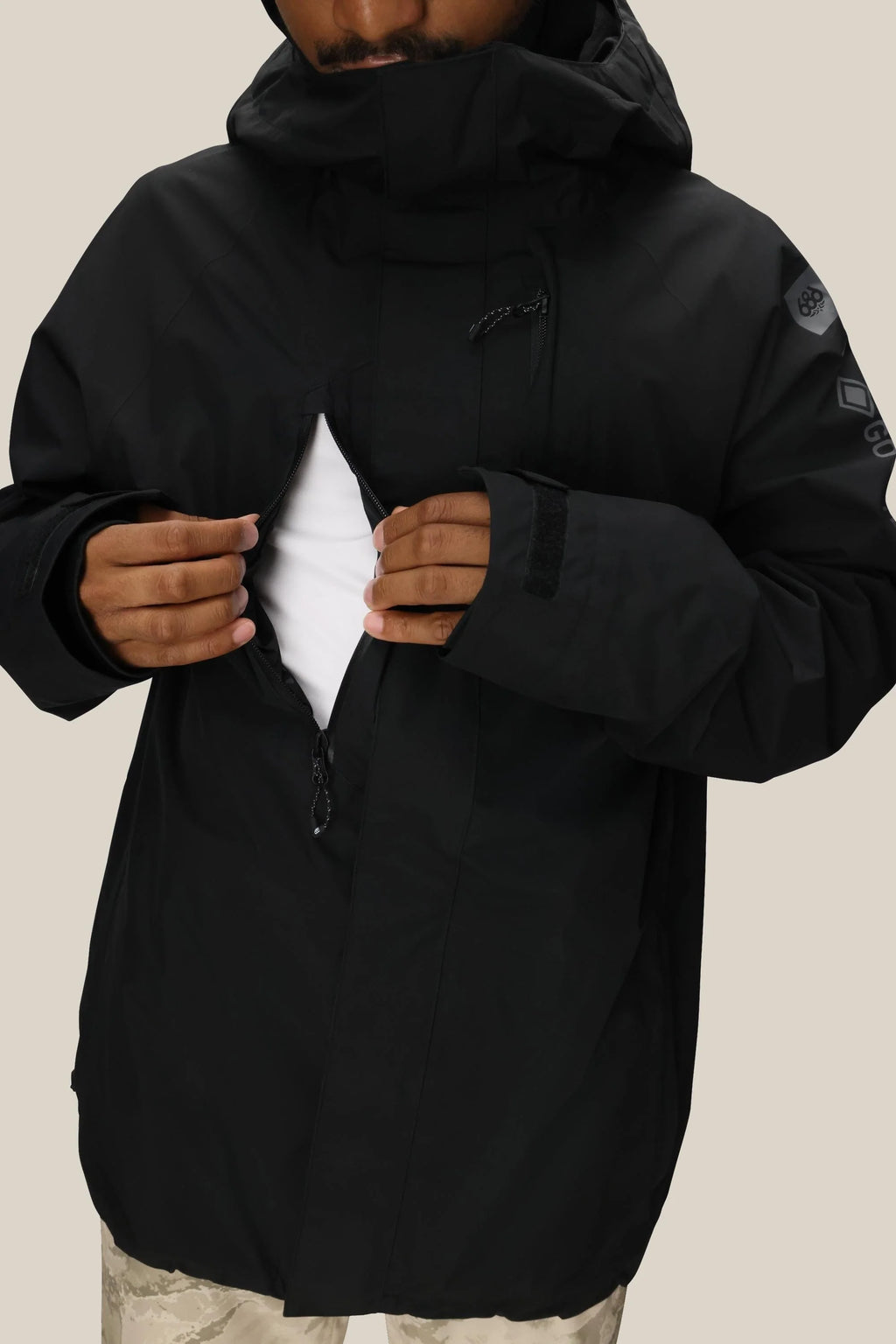 686 Gore Tex Paclite Snowboard Jacket