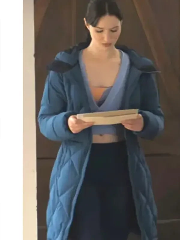 Madelyn Keys Finding Her Edge S01 Blue Puffer Coat