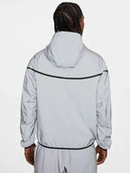 Nike Men's Tech Woven Flash Jacket Grey