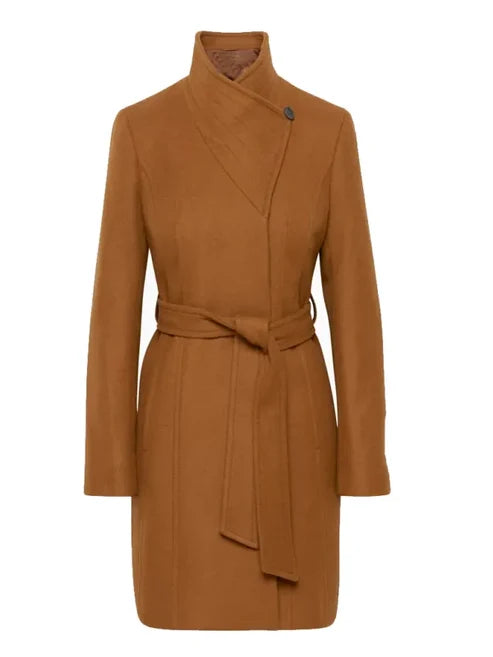 Off Campus S01 Hannah Wells Brown Coat