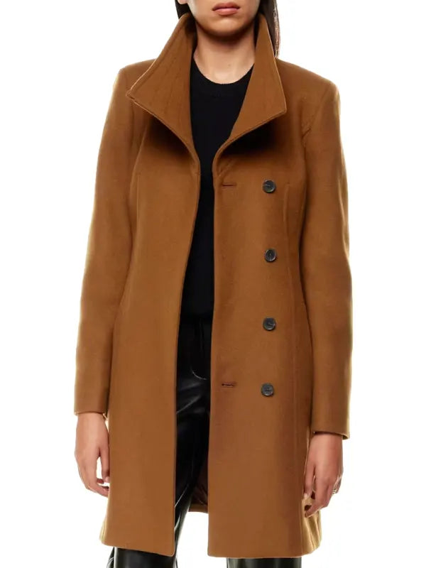 Off Campus S01 Hannah Wells Brown Coat
