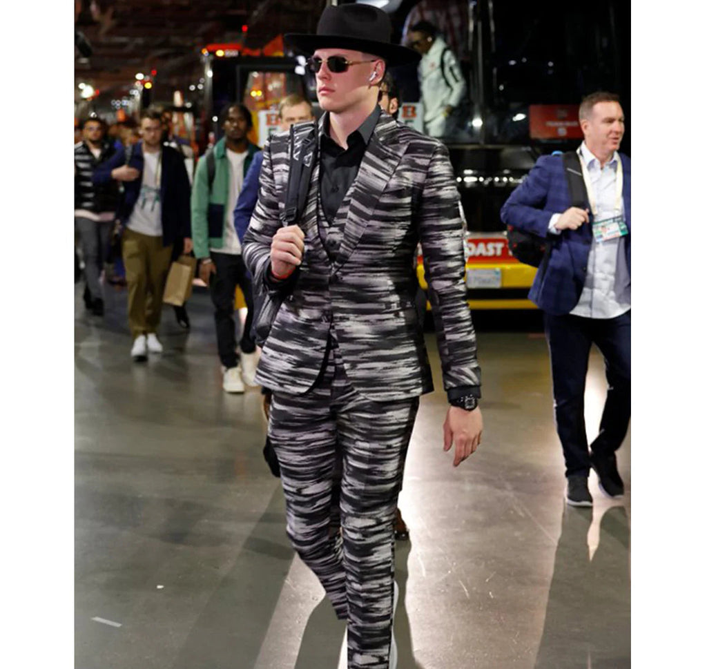 joe-burrow-super-bowl-suit