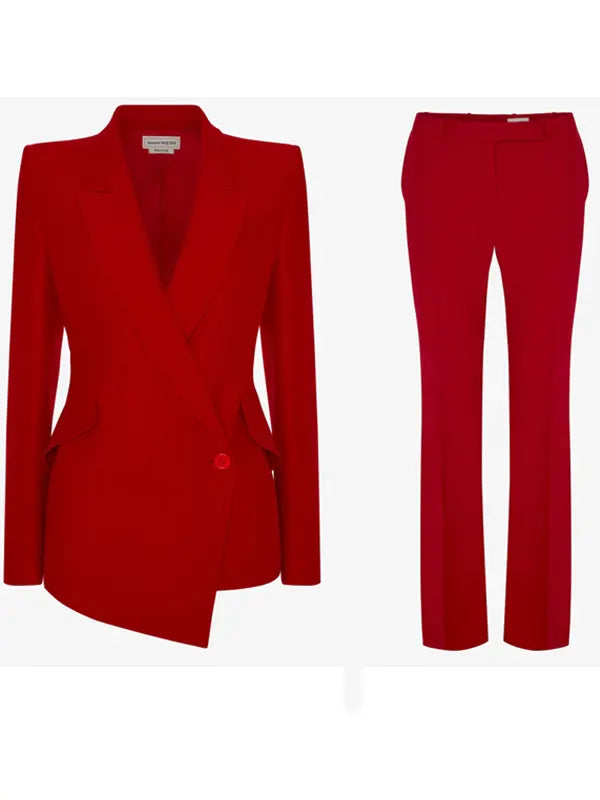 Kate Middleton Red Suit