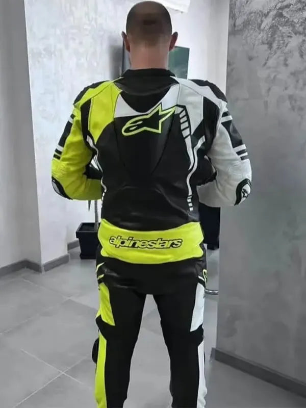 SUIT GP PLUS 1PC BWY